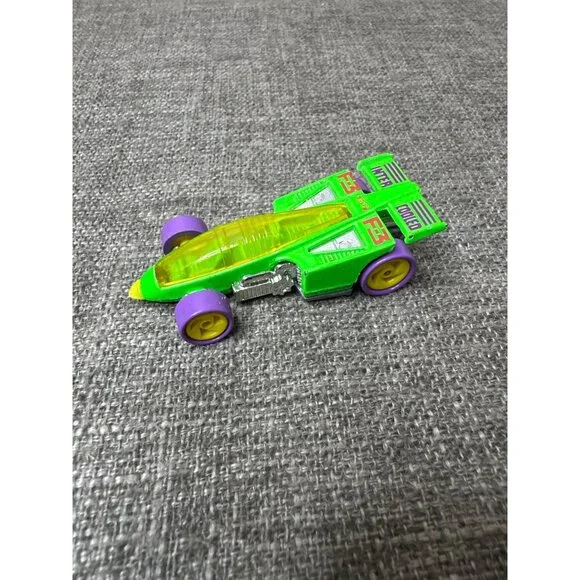 Hot Wheels 1997 Inter-Cooled Green Die-Cast Car With Purple Wheels - Picture 3 of 6